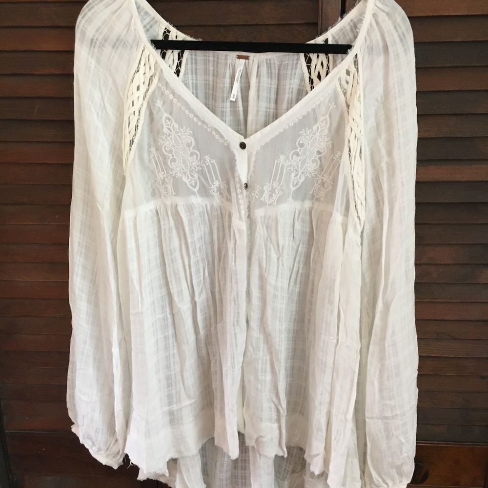 Free People Flowy Lightweight White Long Sleeve Blouse